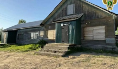 На юге Поморья мужчина изуродовал лицо девушке брошенной бутылкой: его ждет суд