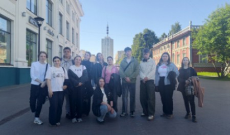 Студенты-социологи САФУ исследовали городское пространство Архангельска в ходе выездной экскурсии