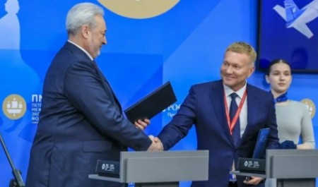 Архангельская область первой в стране начнет эксплуатировать региональный турбовинтовой самолет Ил-114-300