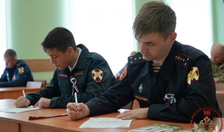 Росгвардейцы Архангельской области написали диктант по русскому языку