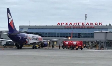 В архангельском аэропорту задерживаются рейсы в Петербург и Нарьян-Мар
