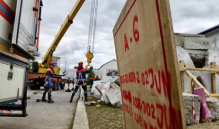 Хабаровские спасатели МЧС России провели 36-часовое учение по оказанию помощи пострадавшим при землетрясении