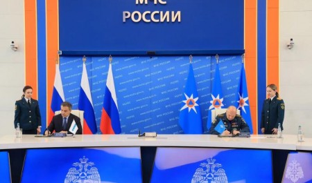 МЧС России и СИБУР развивают сотрудничество в области пожарной безопасности