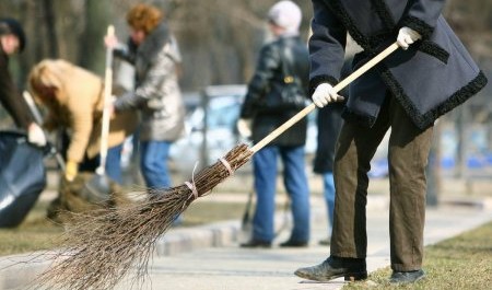 Осужденный из Каргополя заплатит за поездку в Москву обязательными работами