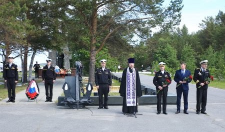 Северодвинский клирик сказал теплые слова о подвиге беломорсцев