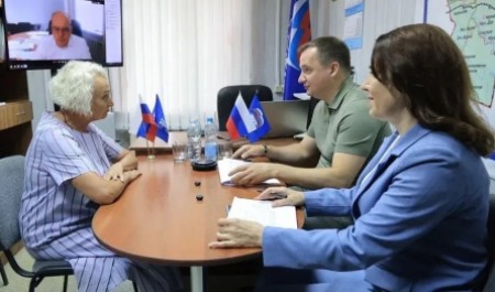 Александр Цыбульский провел прием граждан в общественной приемной «Единой России» в Устьянском округе