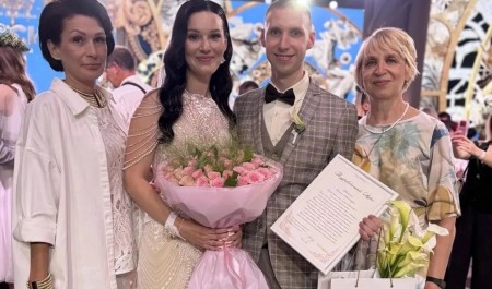 Пара из Северодвинска сыграла свадьбу на III Всероссийском свадебном фестивале 