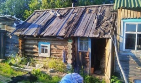 В Архангельской области пожарные спасли из огня незрячего 80-летнего мужчину В Архангельской области пожарные спасли из огня незрячего 80-летнего мужчину