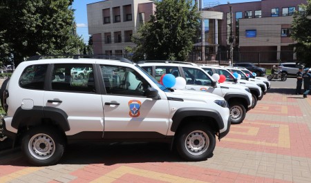 В Курске сотрудники Госпожнадзора получили новый служебный автотранспорт