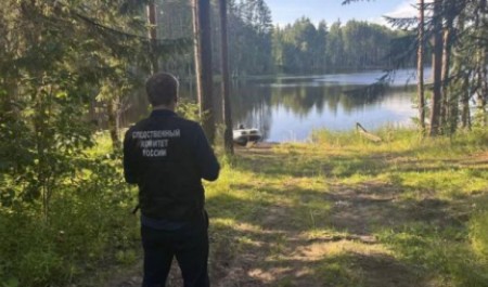 На озере в Архангельской области нашли лодку и тело пропавшего рыбака