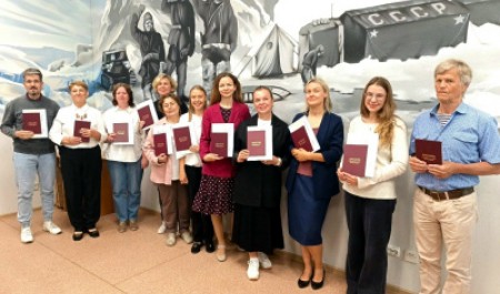 Выпускники «Основ экскурсионной деятельности и туризма на Русском Севере» получили дипломы