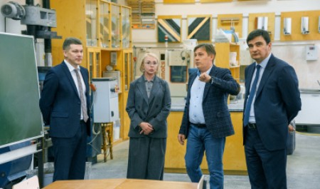 Губернатор Ненецкого автономного округа посетила САФУ
