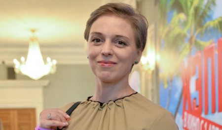 «Это ужасно»: фанаты «хоронят» Нелли Уварову — что на самом деле творится с актрисой