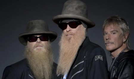 Умер участник легендарной группы ZZ Top, чьи хиты звучали в «Армагеддоне» и «Назад в будущее»
