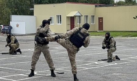 "Сивуч" отмечает юбилей по-спецназовски