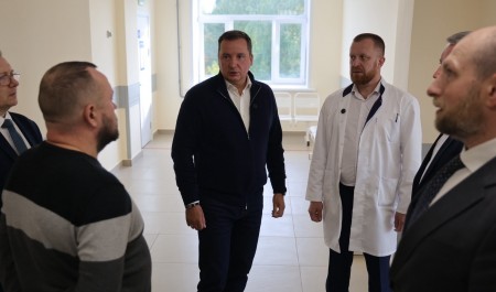Александр Цыбульский проверил ход модернизации Котласской центральной городской больницы