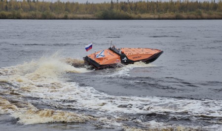 В Архангельске спустили на воду безэкипажный катер «Оркан-2»