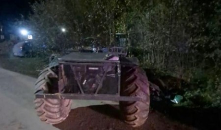 Алкопоездка на болотоходе обернулась аварией и тремя госпитализациями в Поморье Алкопоездка на болотоходе обернулась аварией и тремя госпитализациями в Поморье