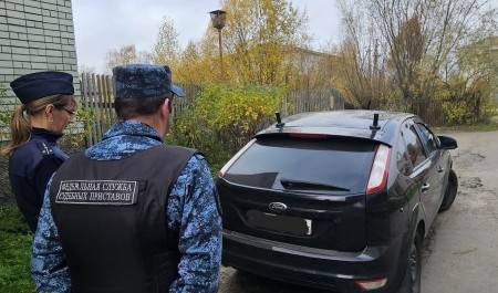 Житель Холмогор, скрипя сердцем, вернул долг банку
