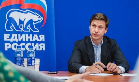 Архангелогородцы пожаловались Ивану Новикову на медленное расселение