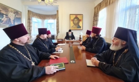 Митрополит Корнилий возглавил совещание в епархиальном управлении 