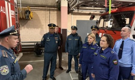 Прокурор Тамара Захарова проверила готовность пожарных Архангельска Прокурор Тамара Захарова проверила готовность пожарных Архангельска