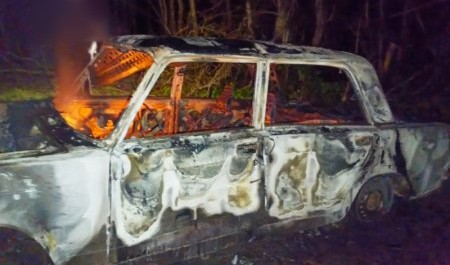 В поселке Савинский юный мерзавец сжег гараж и автомобиль
